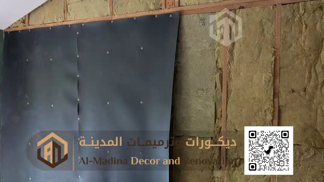 فني تنفيذ العوازل الصوتية في المدينة المنورة